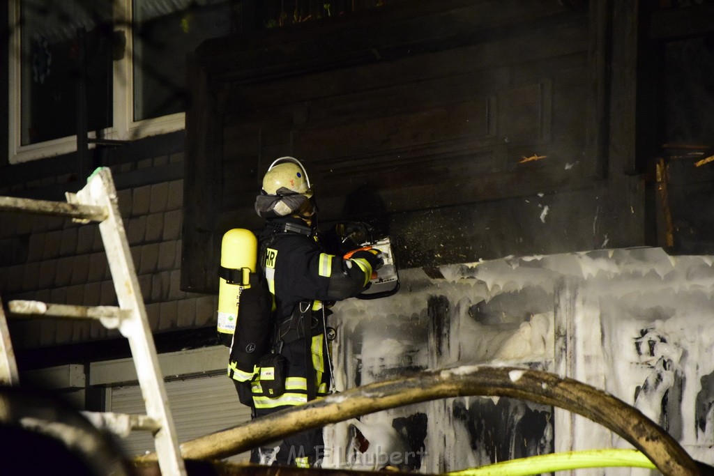 Grossfeuer Einfamilienhaus Siegburg Muehlengrabenstr P0416.JPG - Miklos Laubert